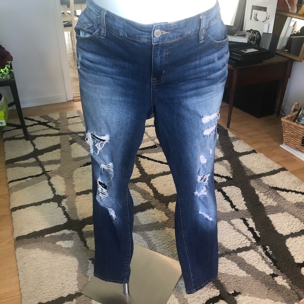 Torrid distressed skinny 20 jeans